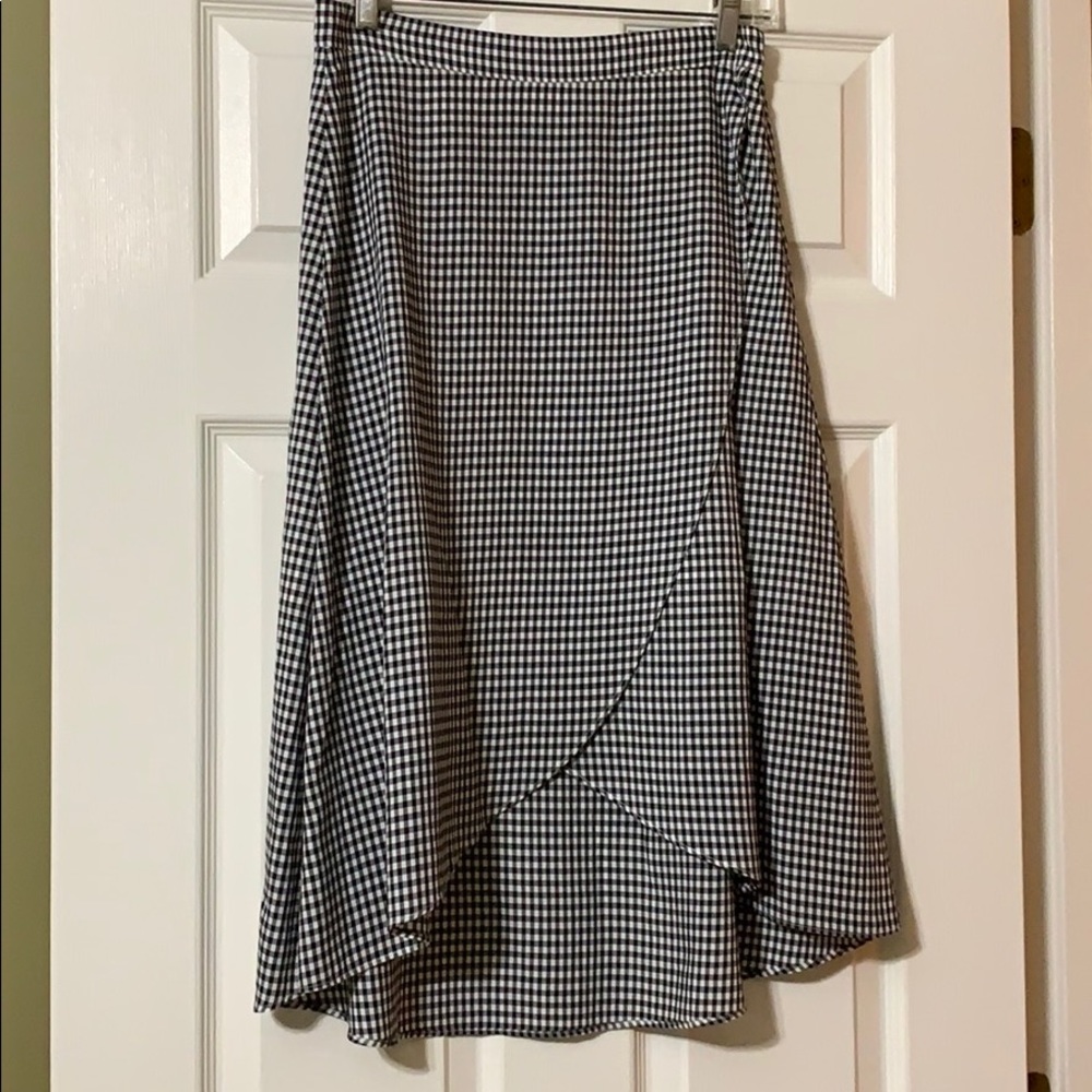 LOFT gingham checked skirt. Size 2.